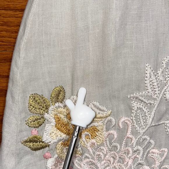 Johnny Was 100% Linen Boho Beige Embroidered Floral Tunic Tank Top Size Small - Picture 16 of 16